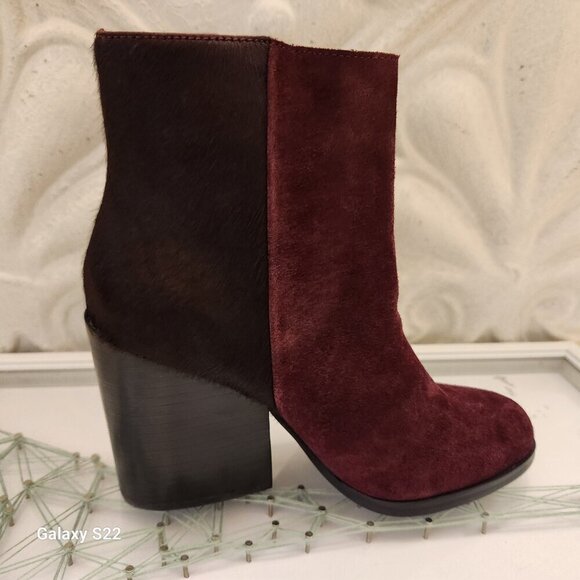 Steve Madden "TStudio" Peace and Love Booties. NWT. Size 5.5 - Picture 2 of 11